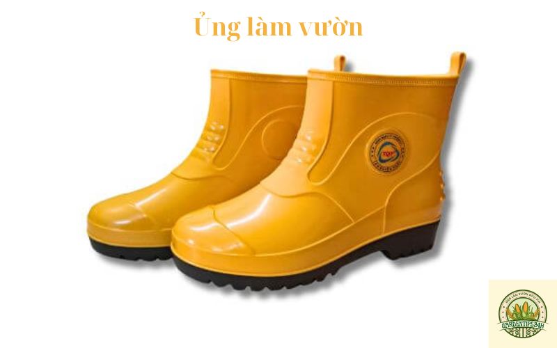 Ủng làm vườn